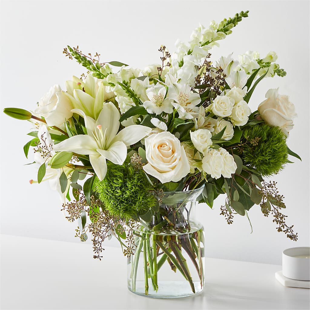 Fresh Linen Bouquet – ROSEMARY & PEPPER FLOWER CO, Gaylord MI