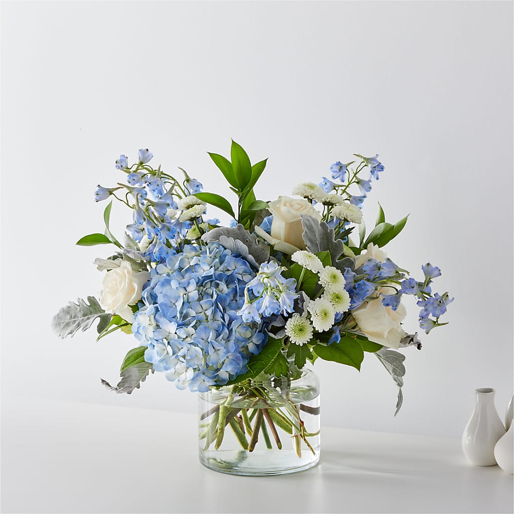 Coastal Blossom Bouquet – ROSEMARY & PEPPER FLOWER CO, Gaylord MI