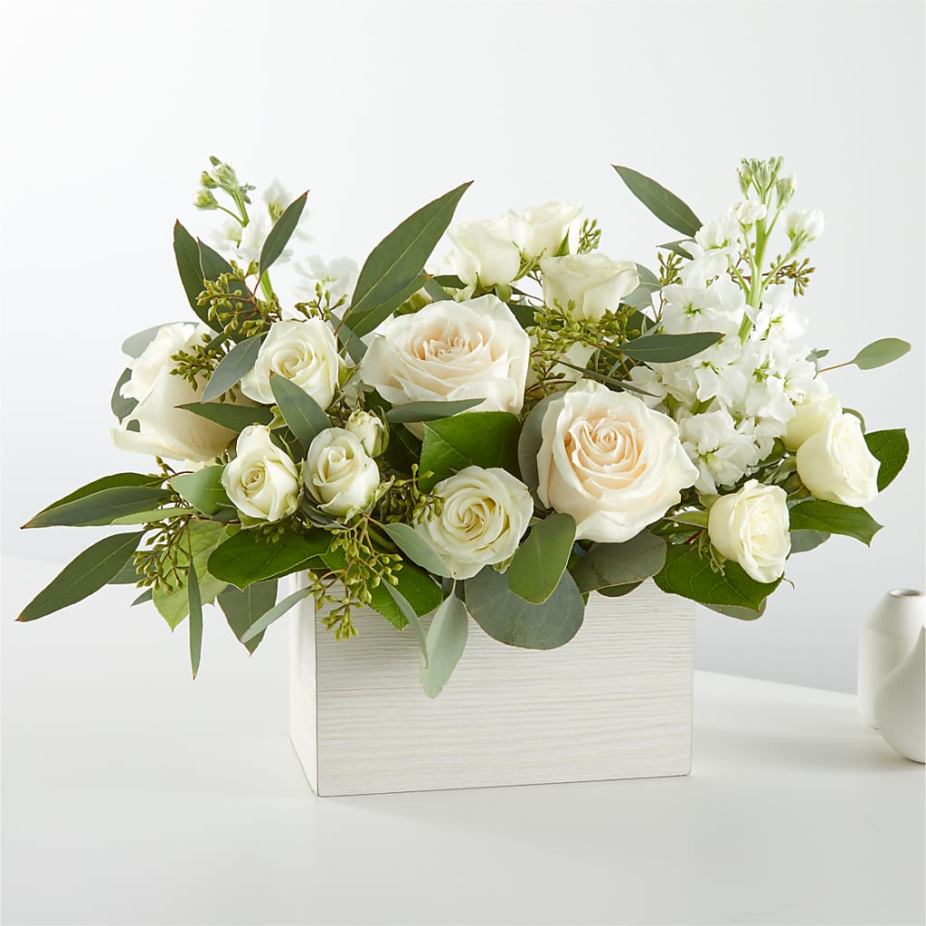 Fresh Linen Box Bouquet – ROSEMARY & PEPPER FLOWER CO, Gaylord MI