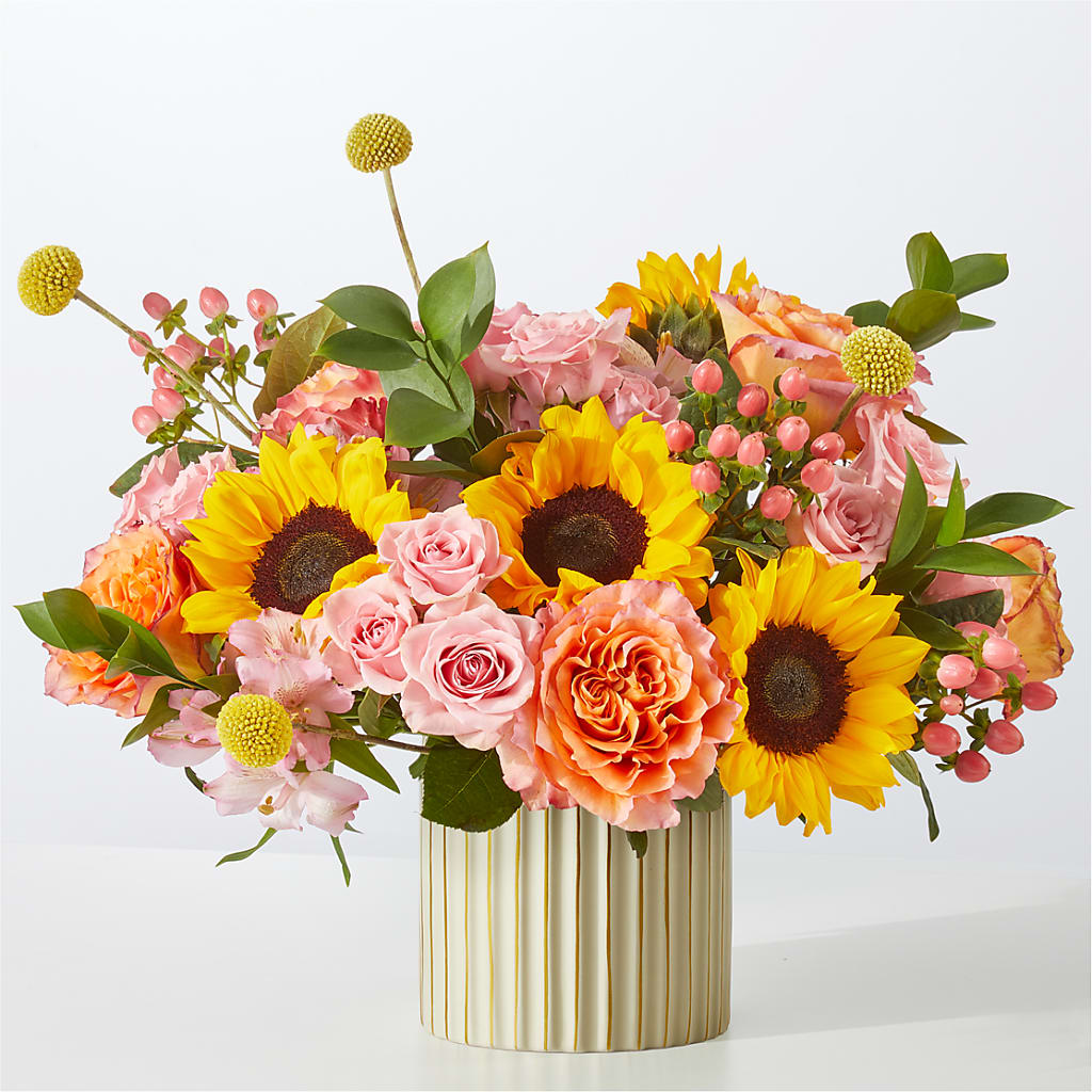 Sun's Out Bouquet – ROSEMARY & PEPPER FLOWER CO, Gaylord MI