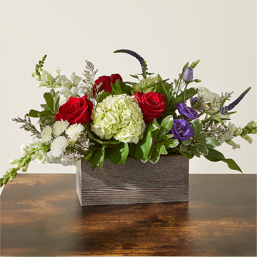 Sweet Magnolia Bouquet – ROSEMARY & PEPPER FLOWER CO, Gaylord MI