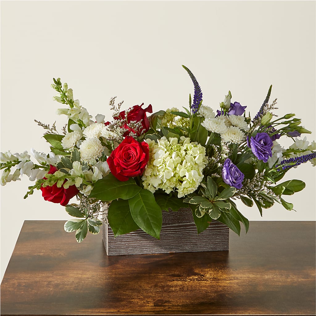 Sweet Magnolia Bouquet – ROSEMARY & PEPPER FLOWER CO, Gaylord MI