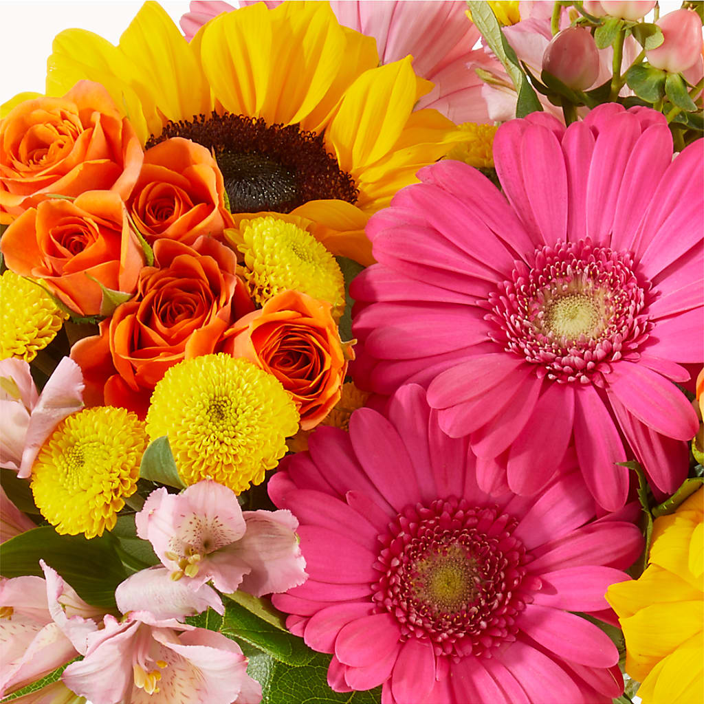Florist Original Mixed Bouquet – ROSEMARY & PEPPER FLOWER CO, Gaylord MI