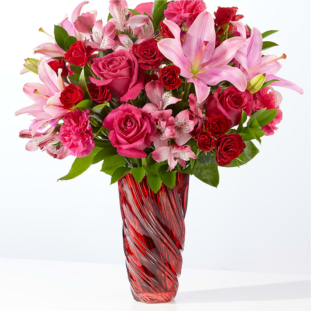 In Love Bouquet with Luxe Swirl Vase – ROSEMARY & PEPPER FLOWER CO, Gaylord MI