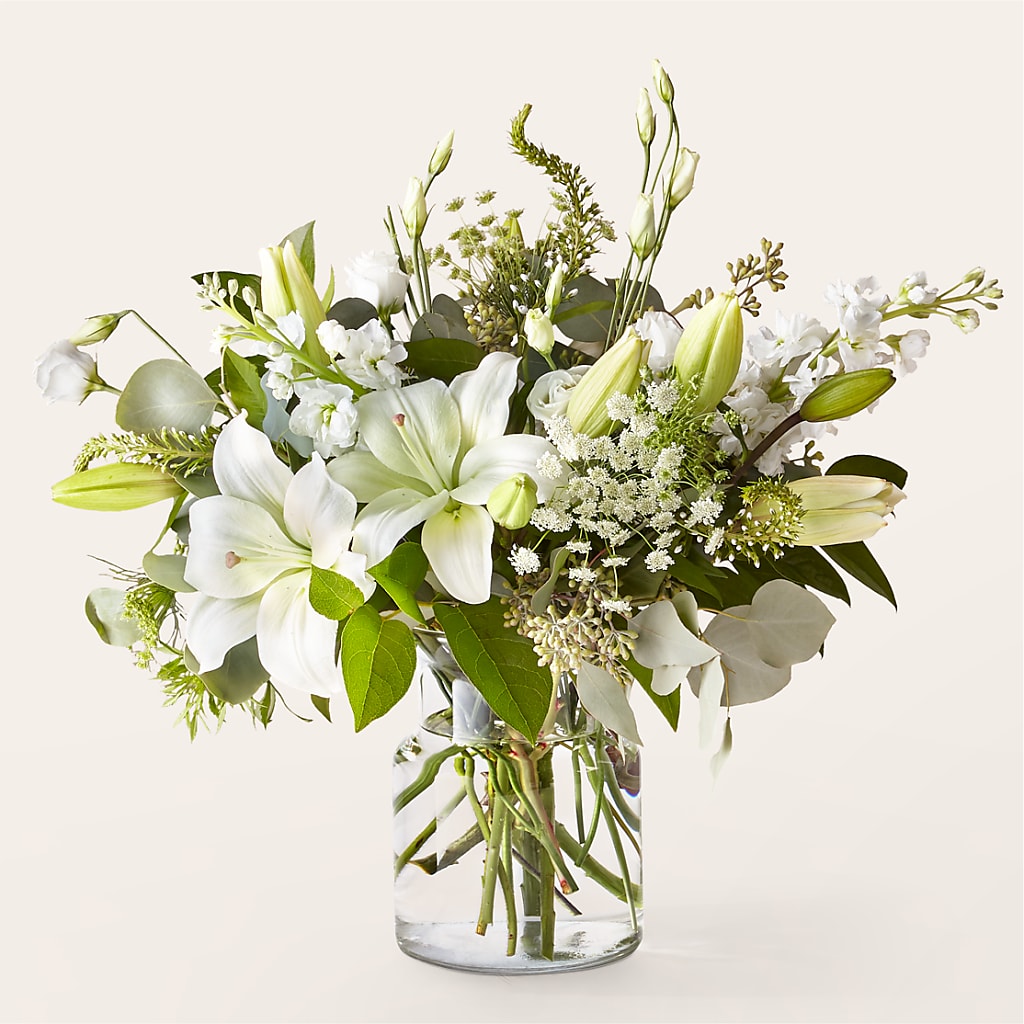 Alluring Elegance Bouquet – ROSEMARY & PEPPER FLOWER CO, Gaylord MI