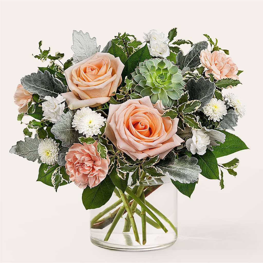 Sweet Tea Bouquet – ROSEMARY & PEPPER FLOWER CO, Gaylord MI