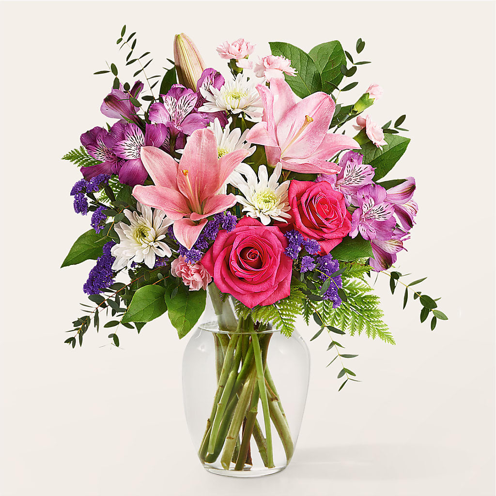 Lace & Pearls Bouquet – ROSEMARY & PEPPER FLOWER CO, Gaylord MI