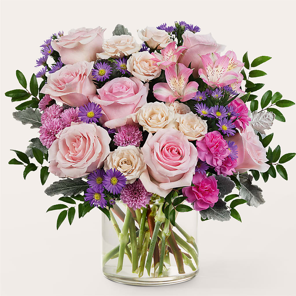 Light as a Feather Bouquet – ROSEMARY & PEPPER FLOWER CO, Gaylord MI