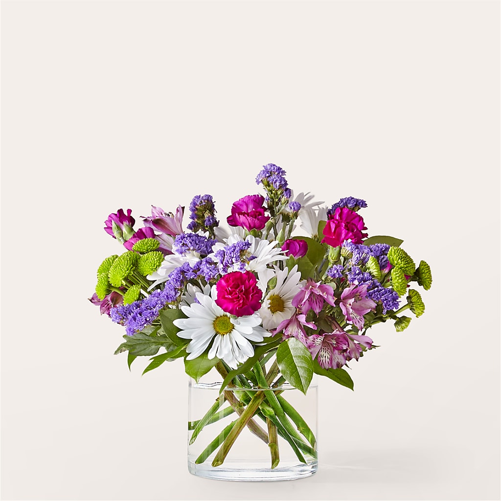 Wild Berry Bouquet – ROSEMARY & PEPPER FLOWER CO, Gaylord MI
