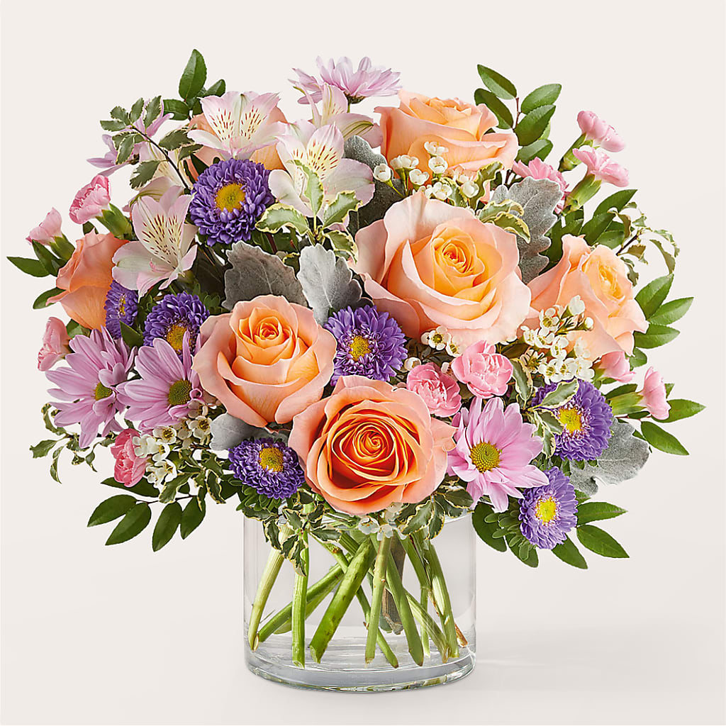 Glimmer Bouquet – ROSEMARY & PEPPER FLOWER CO, Gaylord MI