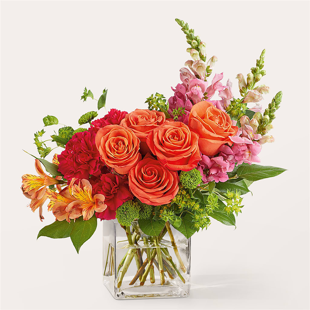 Cosmopolitan Bouquet – ROSEMARY & PEPPER FLOWER CO, Gaylord MI