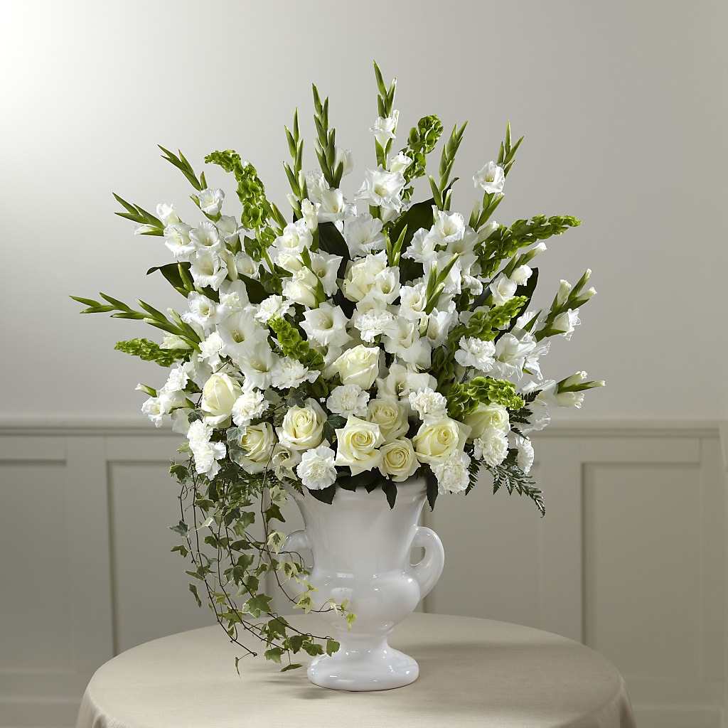Fond Reflections Arrangement – ROSEMARY & PEPPER FLOWER CO, Gaylord MI