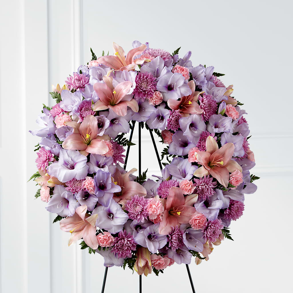Beloved Friend Wreath – ROSEMARY & PEPPER FLOWER CO, Gaylord MI