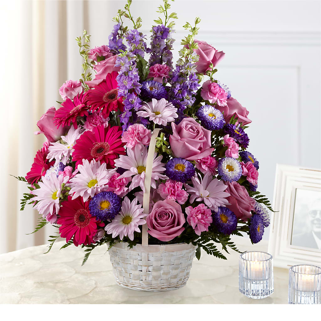 Pastel Peace Basket – ROSEMARY & PEPPER FLOWER CO, Gaylord MI
