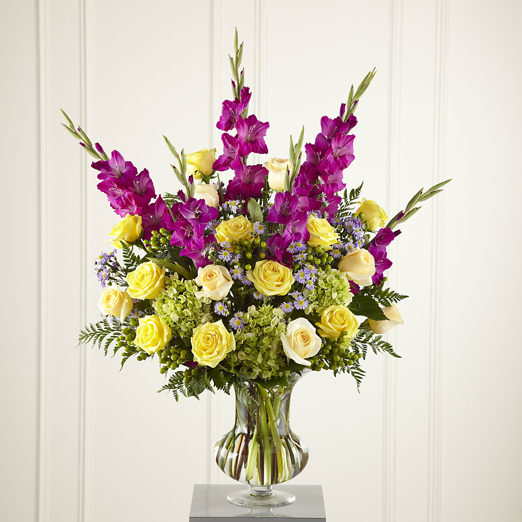 Loveliness Arrangement – ROSEMARY & PEPPER FLOWER CO, Gaylord MI