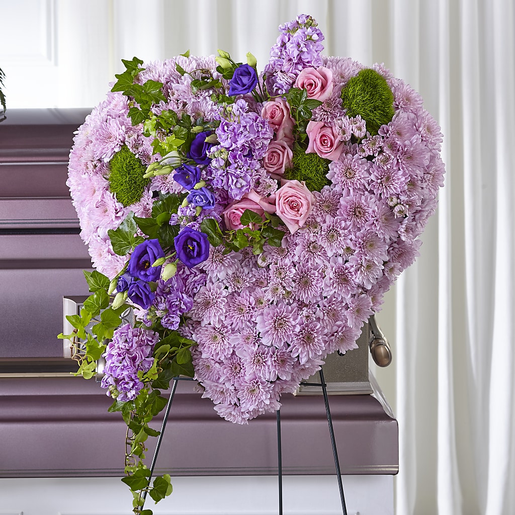 Treasured Love Standing Heart – ROSEMARY & PEPPER FLOWER CO, Gaylord MI