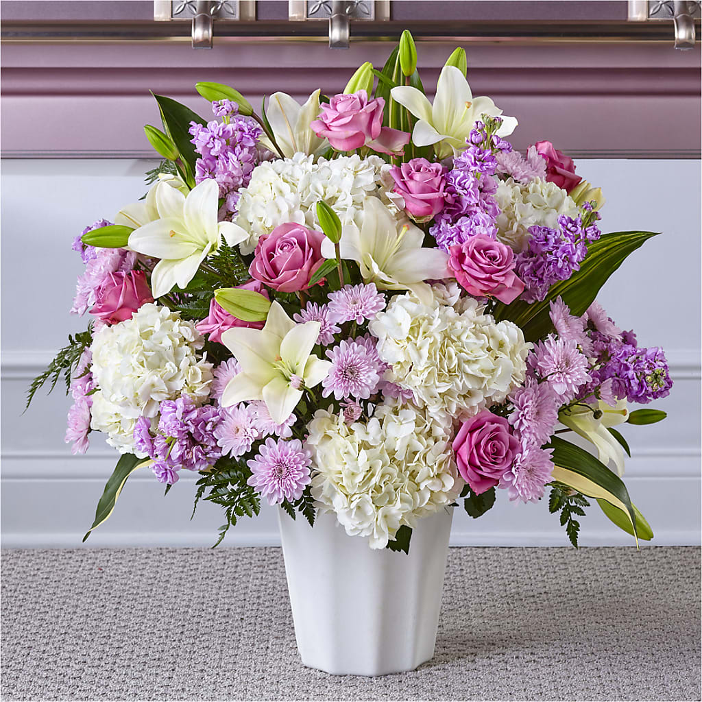 Heaven Sent Floor Basket – ROSEMARY & PEPPER FLOWER CO, Gaylord MI