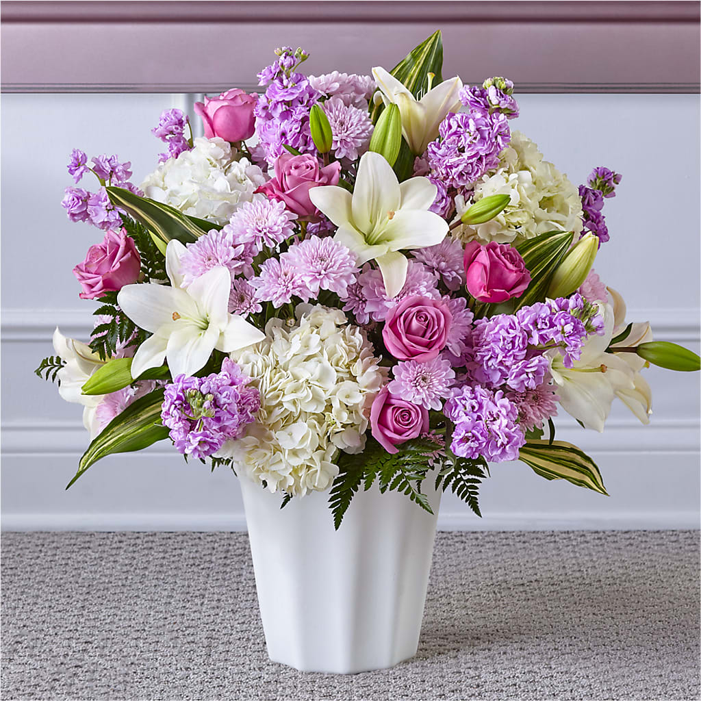 Heaven Sent Floor Basket – ROSEMARY & PEPPER FLOWER CO, Gaylord MI