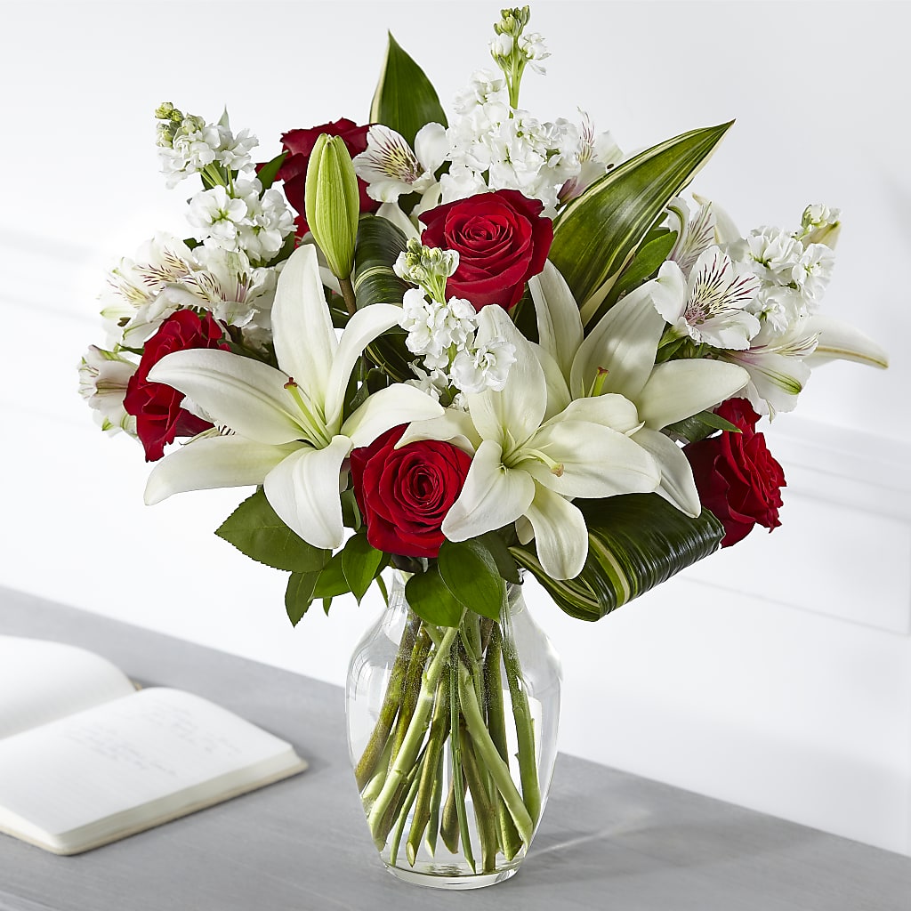 Loving Respect Bouquet – ROSEMARY & PEPPER FLOWER CO, Gaylord MI