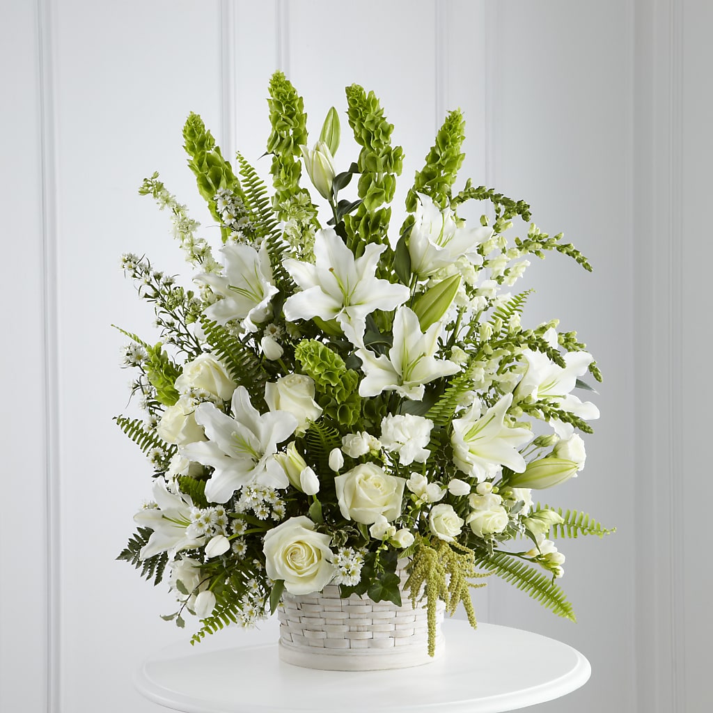 In Our Thoughts Arrangement – ROSEMARY & PEPPER FLOWER CO, Gaylord MI