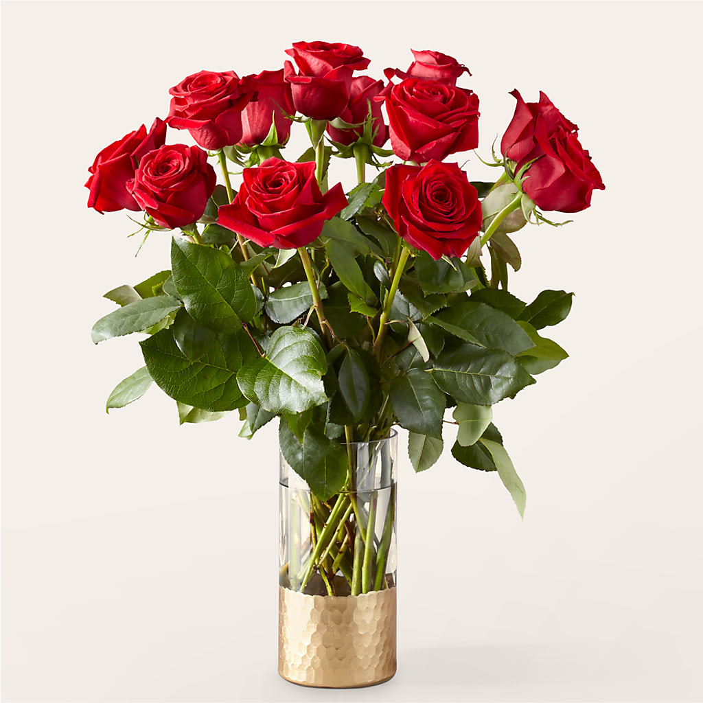 Classic Love Red Rose Bouquet – ROSEMARY & PEPPER FLOWER CO, Gaylord MI