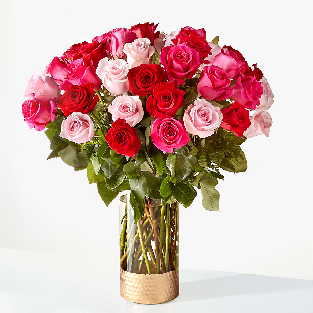 Love Notes Rose Bouquet – ROSEMARY & PEPPER FLOWER CO, Gaylord MI
