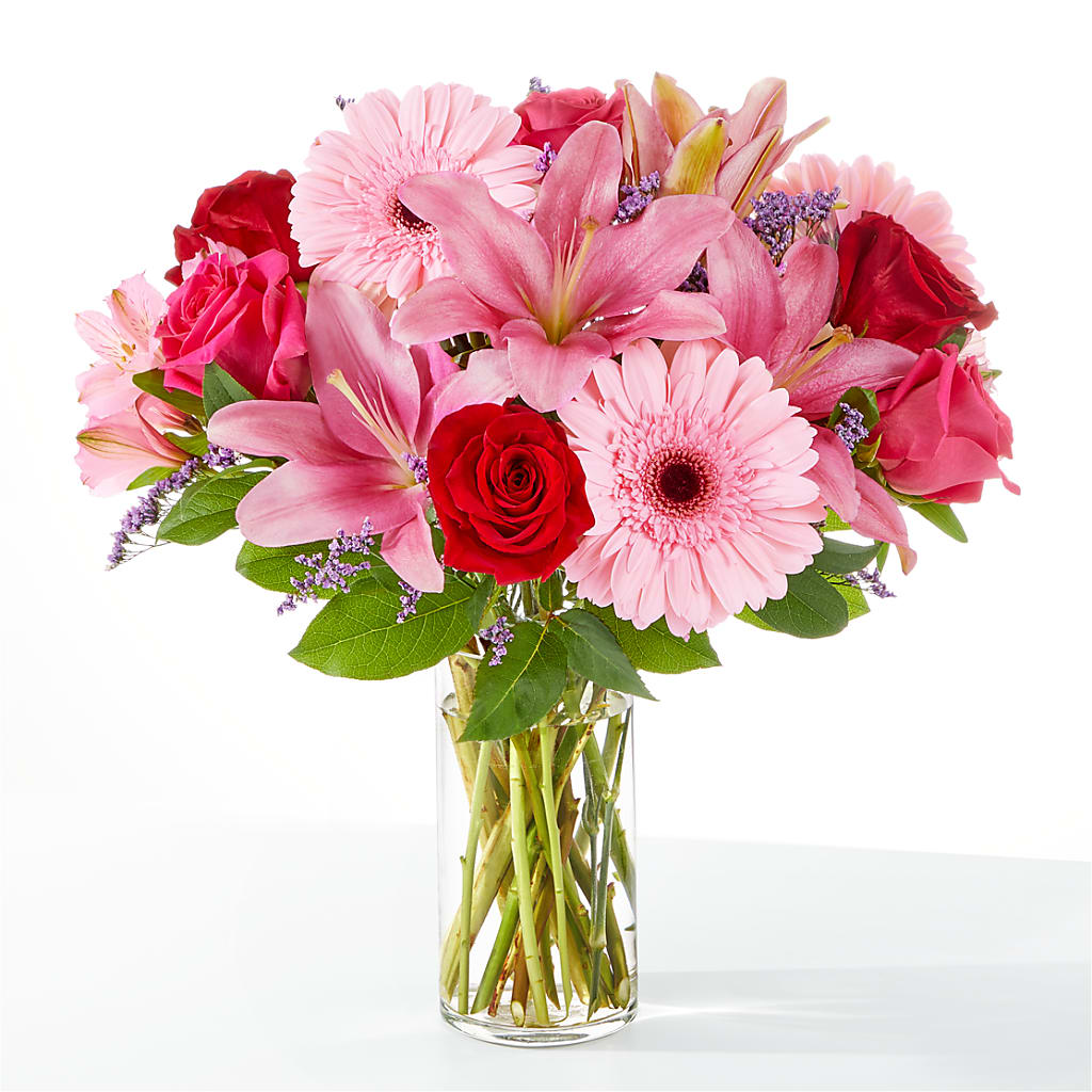 Lots of Love Bouquet – ROSEMARY & PEPPER FLOWER CO, Gaylord MI