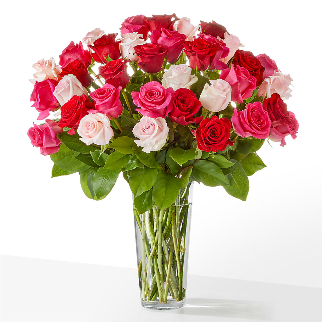 Charming Rose Bouquet – ROSEMARY & PEPPER FLOWER CO, Gaylord MI