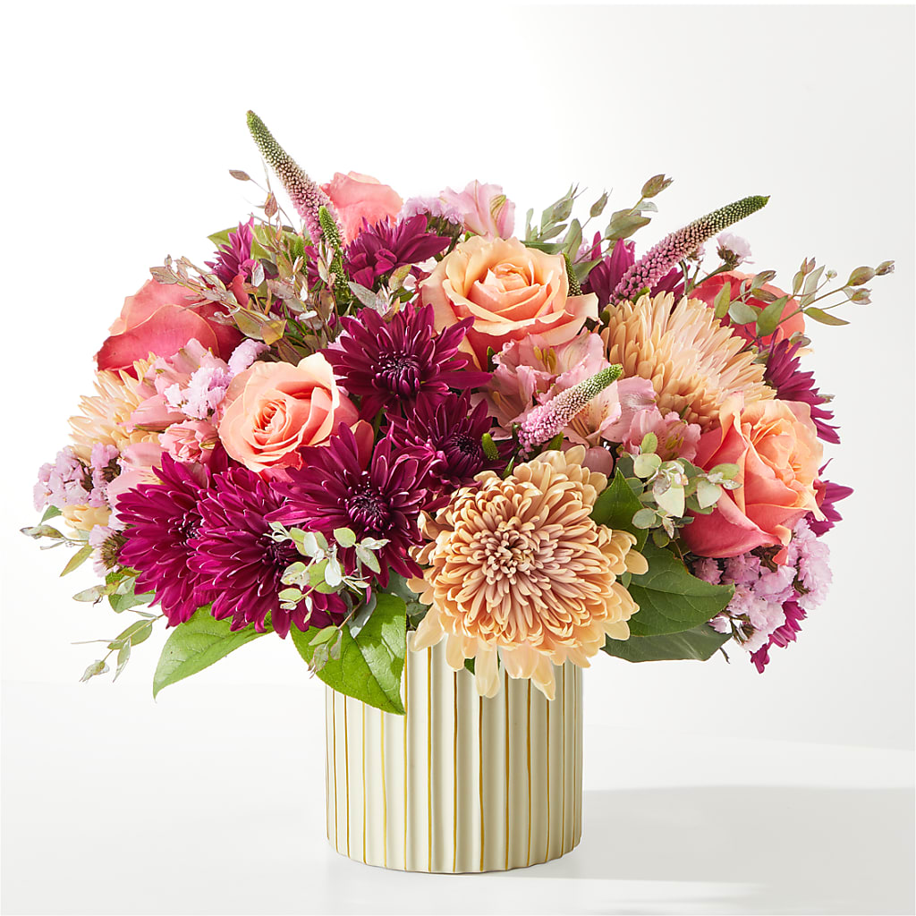 Berry Cobbler Bouquet with Ivory Vase – ROSEMARY & PEPPER FLOWER CO, Gaylord MI