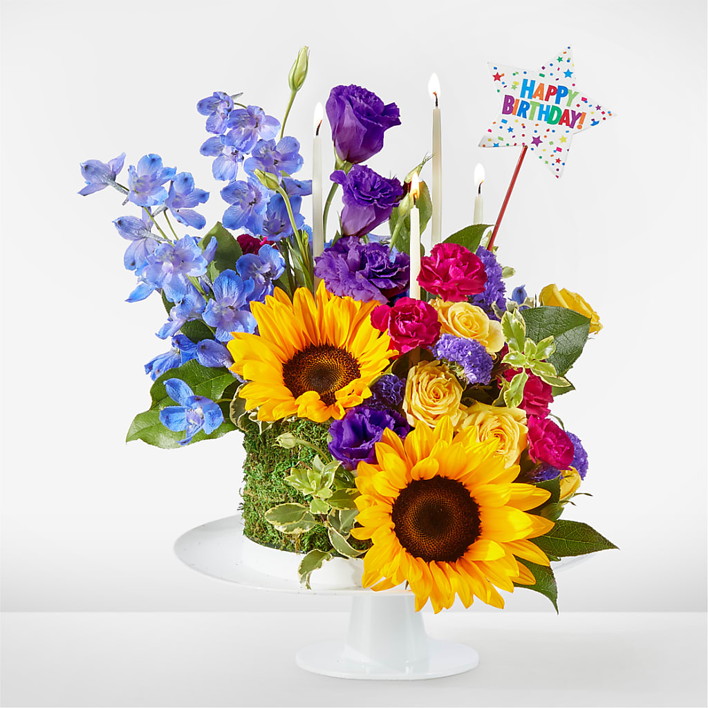 Star of the Day Floral Cake – ROSEMARY & PEPPER FLOWER CO, Gaylord MI