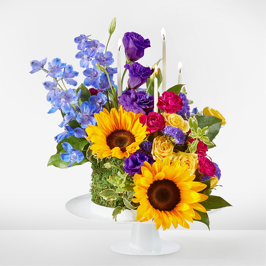 Star of the Day Floral Cake – ROSEMARY & PEPPER FLOWER CO, Gaylord MI