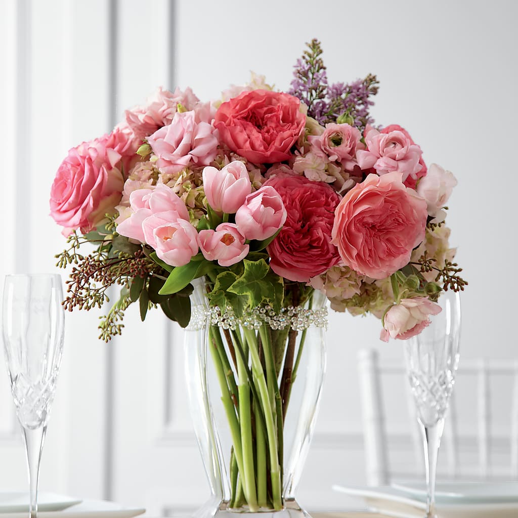 Abundant Array Arrangement – ROSEMARY & PEPPER FLOWER CO, Gaylord MI