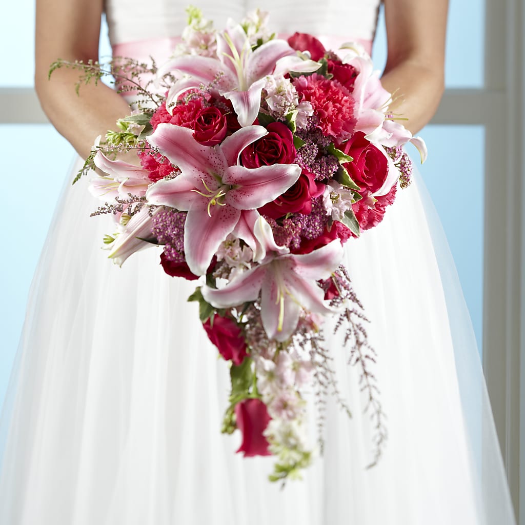 Lily & Rose Bouquet – ROSEMARY & PEPPER FLOWER CO, Gaylord MI