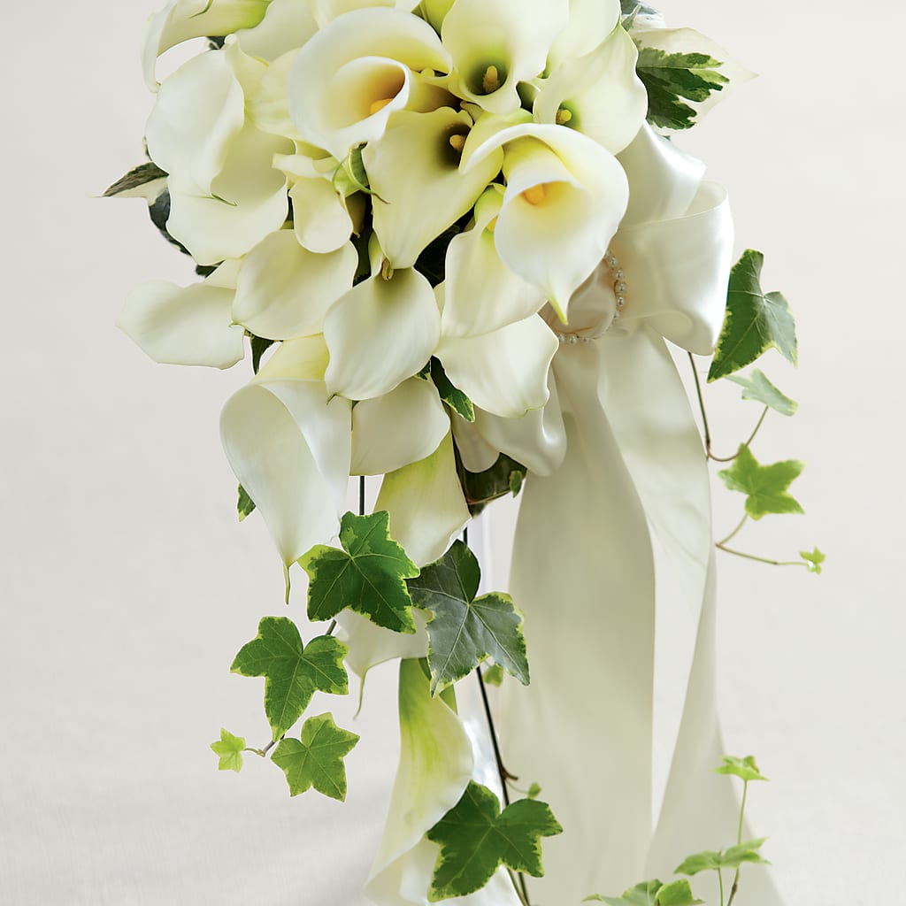 White Chapel Bouquet – ROSEMARY & PEPPER FLOWER CO, Gaylord MI