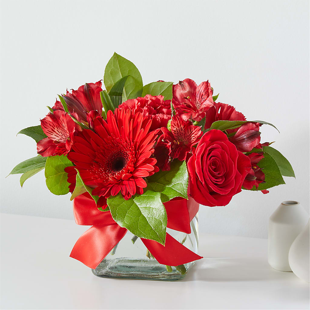 Red Hot Bouquet – ROSEMARY & PEPPER FLOWER CO, Gaylord MI