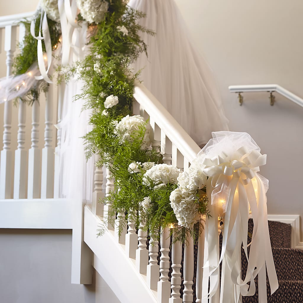 Champagne Dreams Garland – ROSEMARY & PEPPER FLOWER CO, Gaylord MI