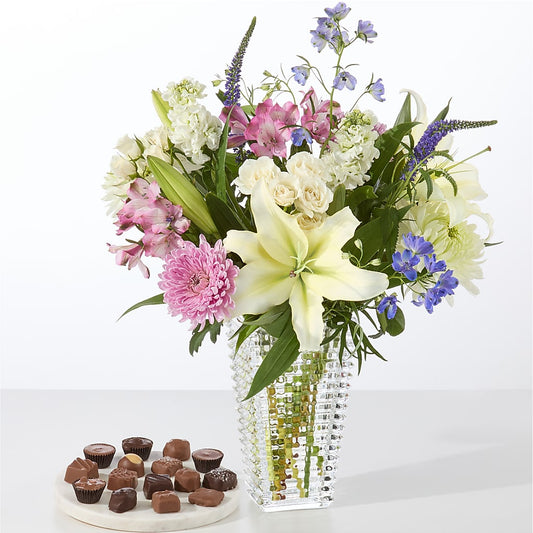 Winter Celebration Bouquet – ROSEMARY & PEPPER FLOWER CO, Gaylord MI