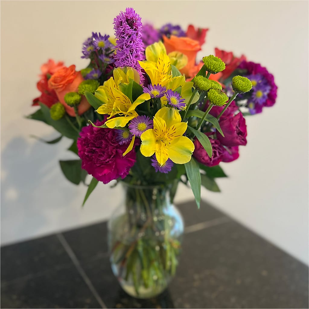 Bold & Bright – A Florist Original – ROSEMARY & PEPPER FLOWER CO, Gaylord MI