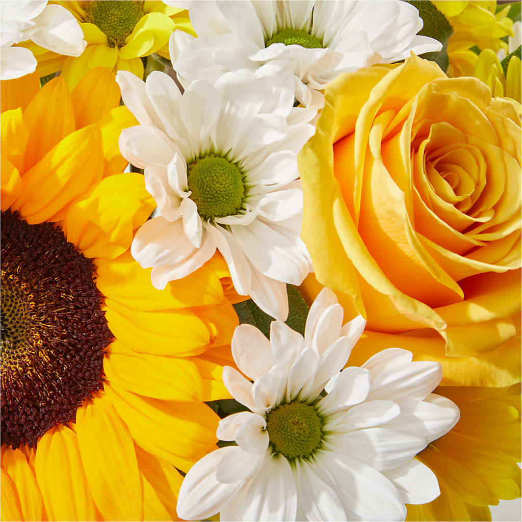 Be Happy Bouquet – ROSEMARY & PEPPER FLOWER CO, Gaylord MI