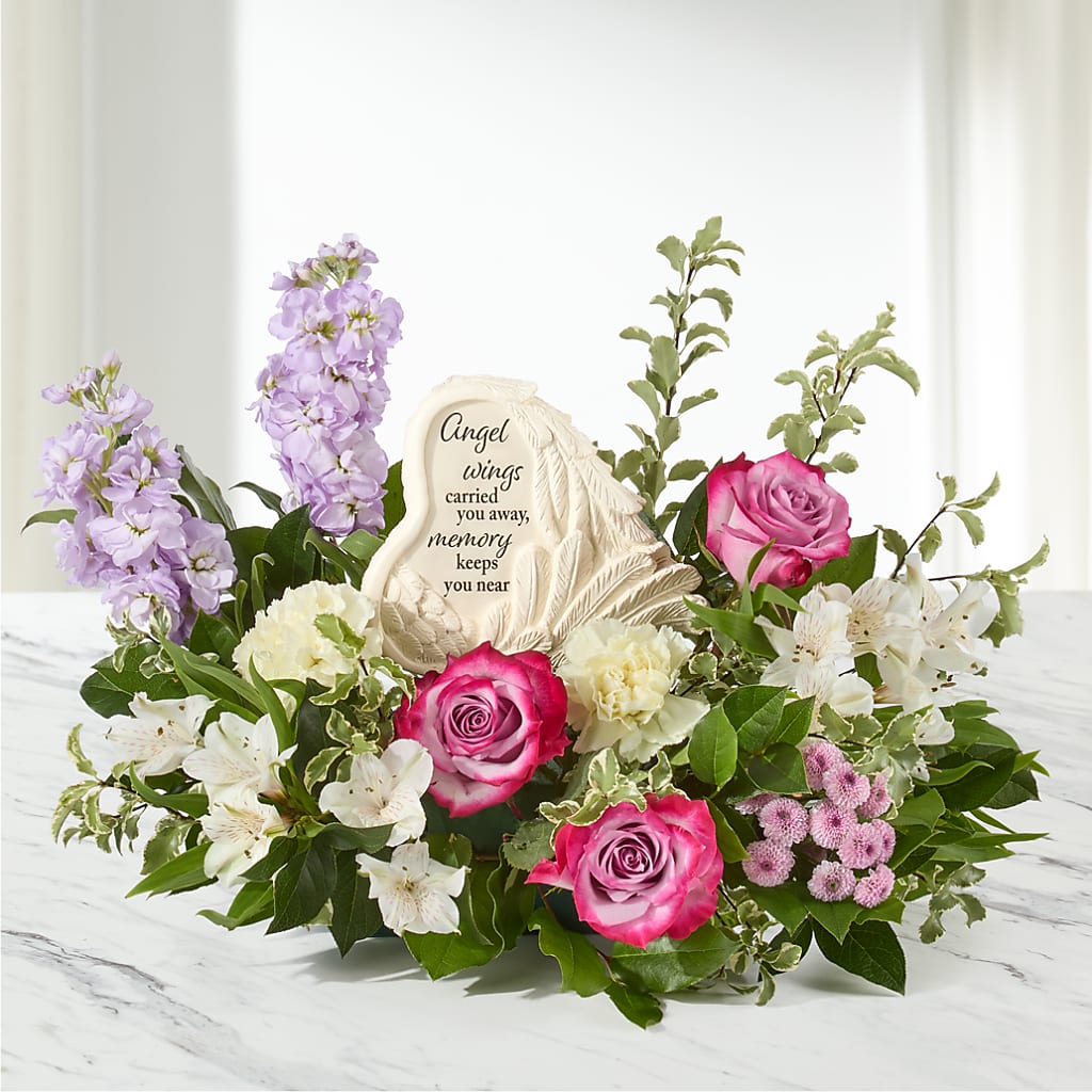 In My Heart Arrangement – ROSEMARY & PEPPER FLOWER CO, Gaylord MI