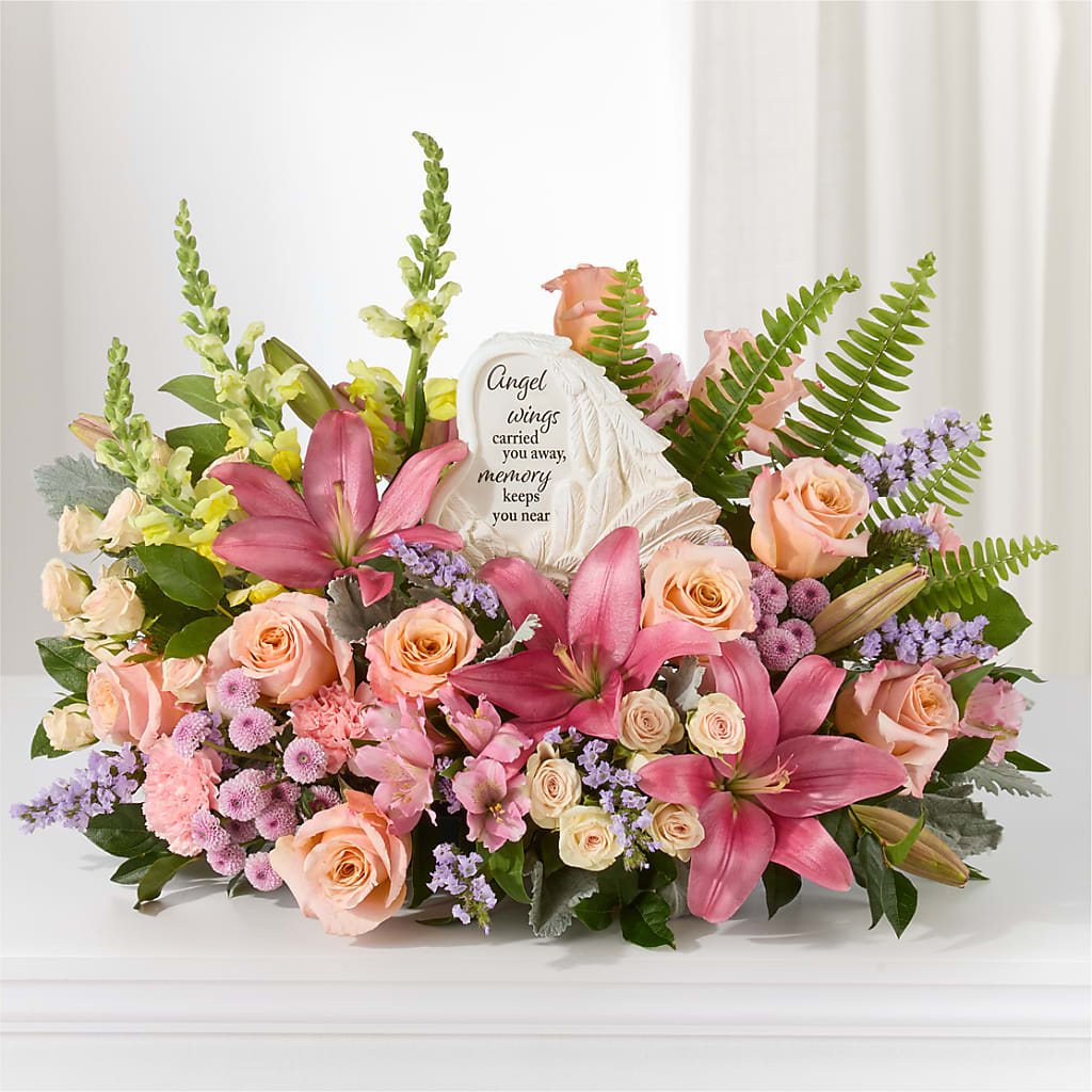 Gentle Light Arrangement – ROSEMARY & PEPPER FLOWER CO, Gaylord MI