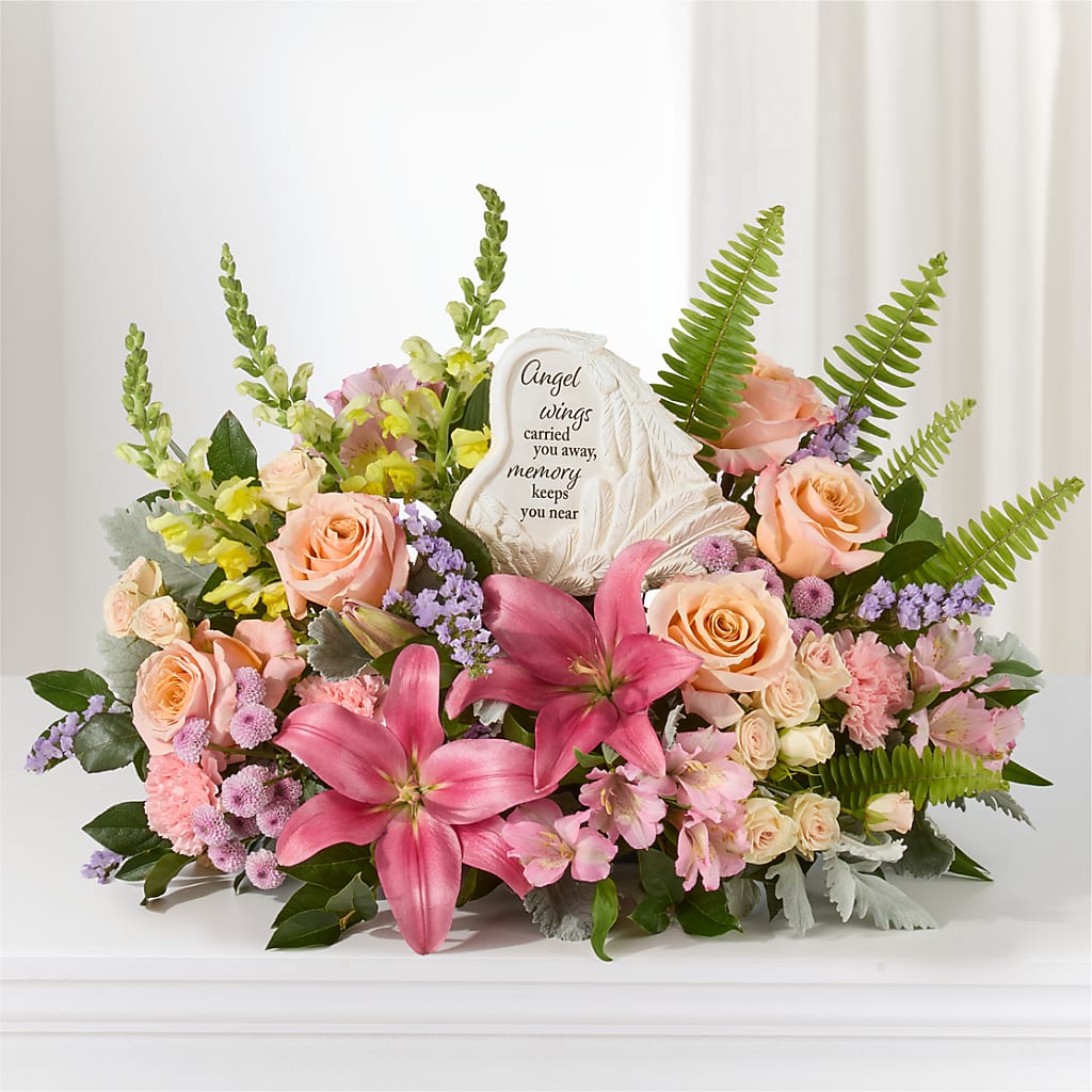 Gentle Light Arrangement – ROSEMARY & PEPPER FLOWER CO, Gaylord MI