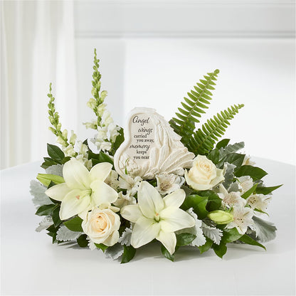 Holding You Close Arrangement – ROSEMARY & PEPPER FLOWER CO, Gaylord MI