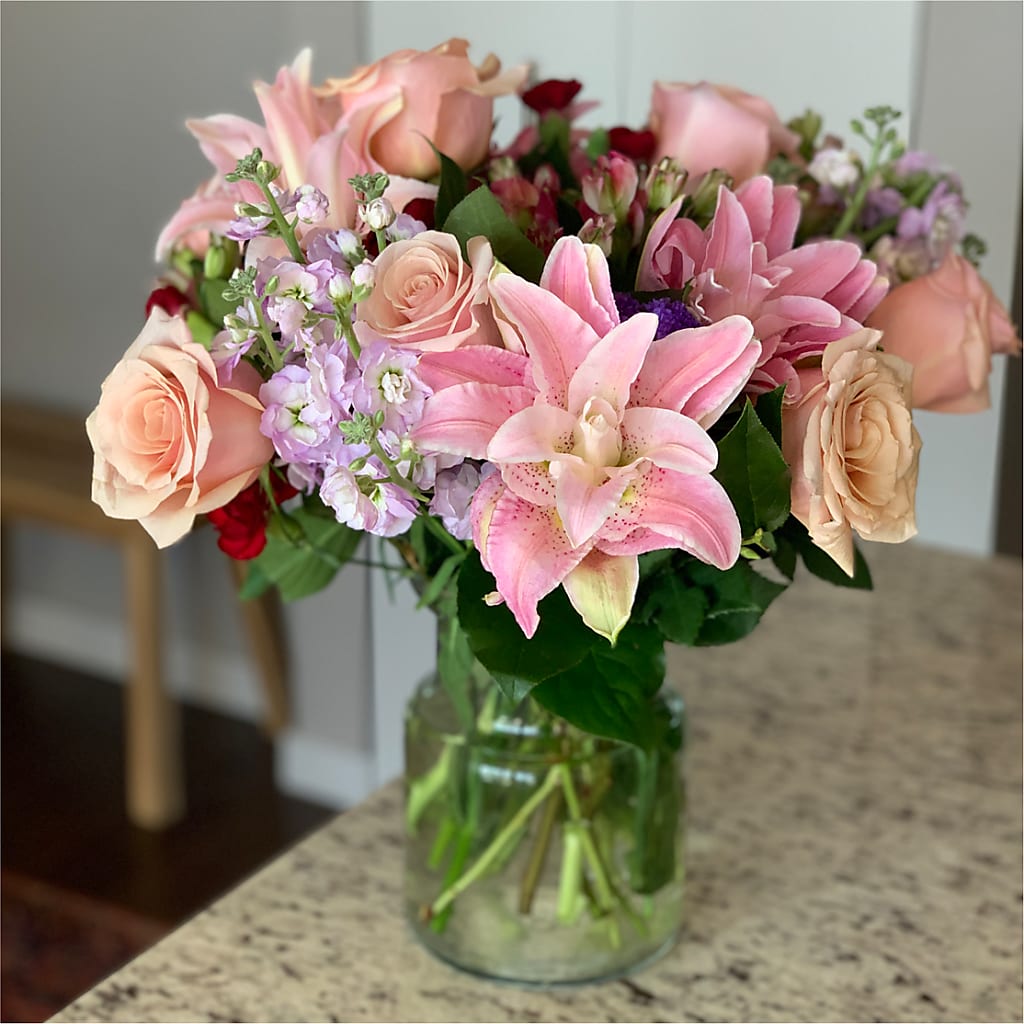 Romantique Bouquet – ROSEMARY & PEPPER FLOWER CO, Gaylord MI