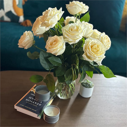 Long Stem Yellow Rose Bouquet – ROSEMARY & PEPPER FLOWER CO, Gaylord MI