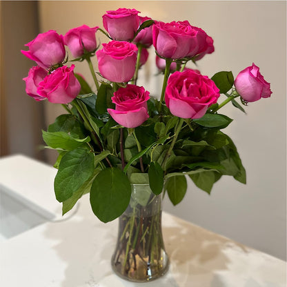 Long Stem Pink Rose Bouquet – ROSEMARY & PEPPER FLOWER CO, Gaylord MI