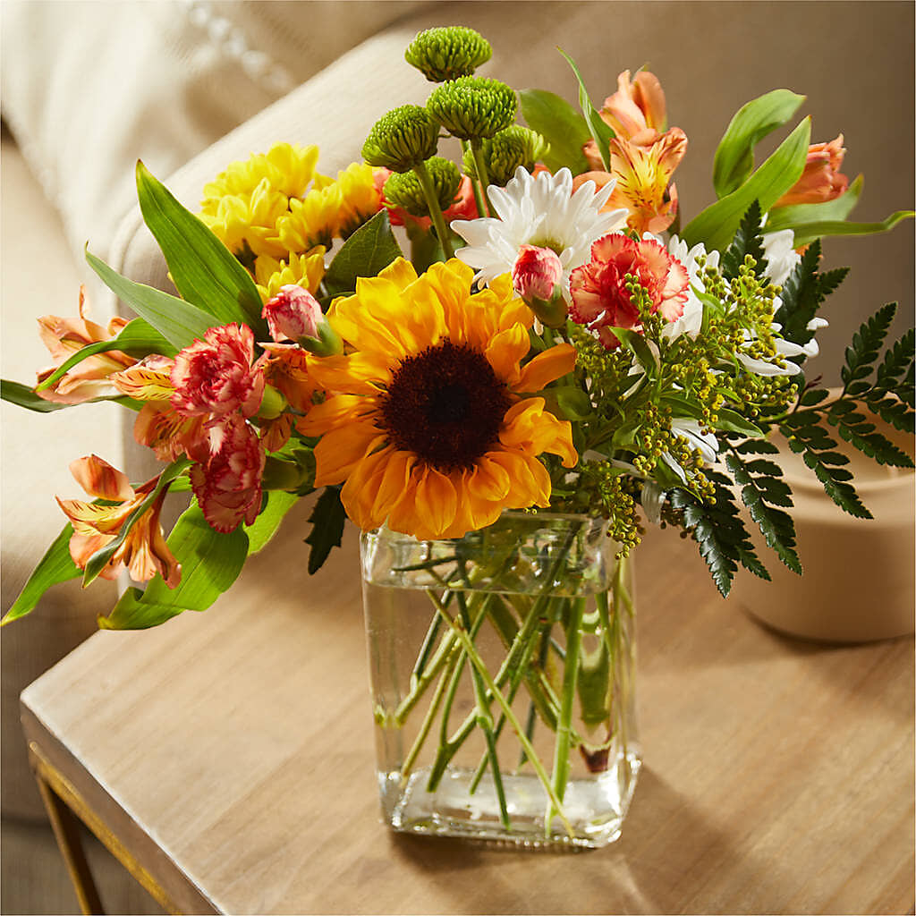 Fall Delight – A Florist Original – ROSEMARY & PEPPER FLOWER CO, Gaylord MI
