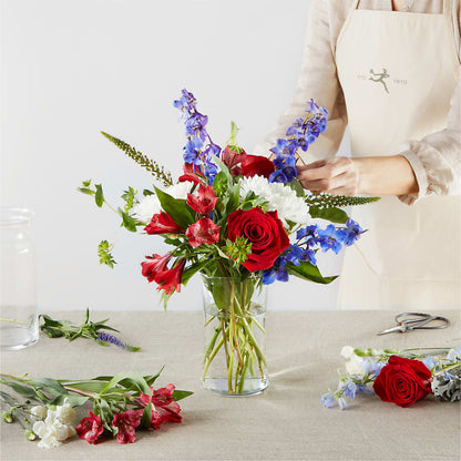 Star Spangled - A Florist Original – ROSEMARY & PEPPER FLOWER CO, Gaylord MI