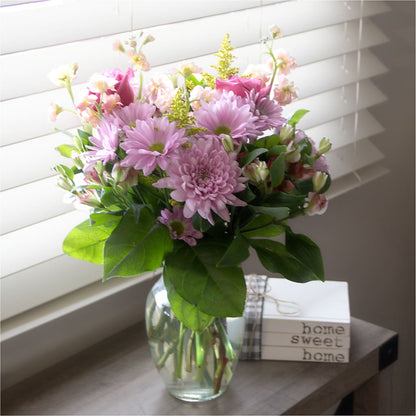 Pastel Tradition - A Florist Original – ROSEMARY & PEPPER FLOWER CO, Gaylord MI