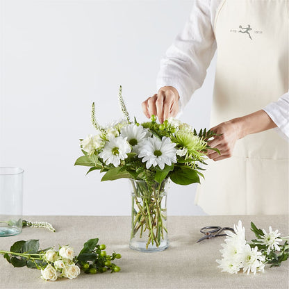 Irish Garden - A Florist Original – ROSEMARY & PEPPER FLOWER CO, Gaylord MI